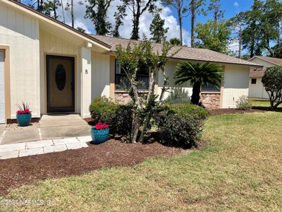 8 Winchester Place, House other with 3 bedrooms, 2 bathrooms and null parking in Palm Coast FL | Image 2