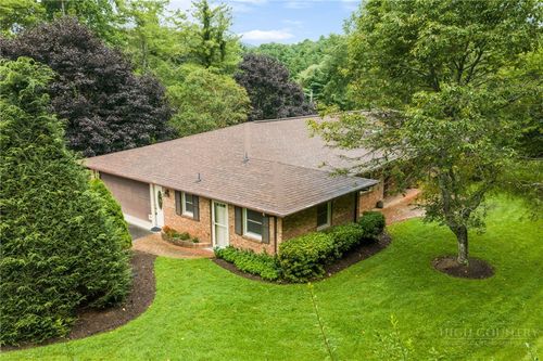 340 Blairmont Dr, Boone, NC, 28607-8714 | Card Image