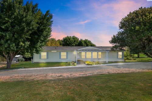 3101 Fir Rd, Eltopia, WA, 99330-8707 | Card Image
