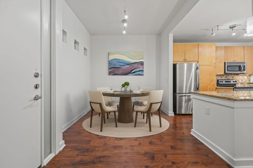 apt-212-2950 Mckinney Ave, Dallas, TX, 75204-2487 | Card Image