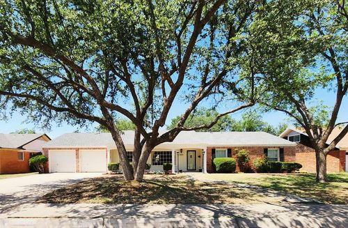 2824 Cimmaron Ave, Midland, TX, 79705-6105 | Card Image