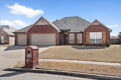 12420 E 129th Street, Collinsville, OK, 74021 | Card Image