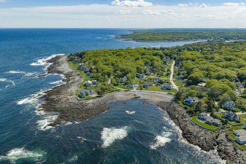 13 Wavecrest Dr, York, ME, 03909-1530 | Card Image