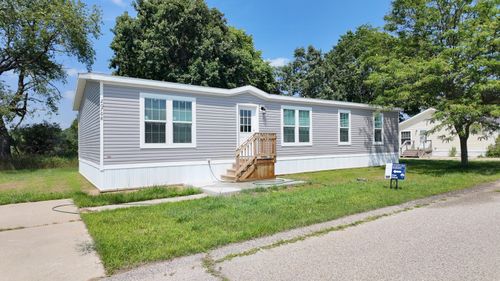 20768 Kalamazoo Rd, Big Rapids, MI, 49307-8836 | Card Image