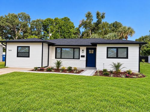 745 63rd Ave S, St Petersburg, FL, 33705-5729 | Card Image