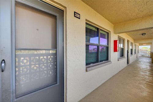 apt-328-5080 Locust St Ne, ST PETERSBURG, FL, 33703-4040 | Card Image