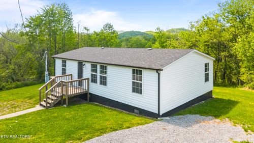 1958 Branam Hill Rd, Jellico, TN, 37762-3804 | Card Image