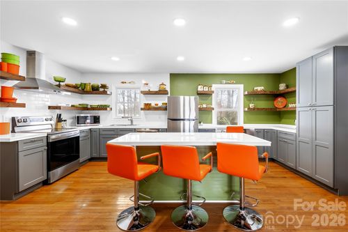 246 Harriet Ln, Statesville, NC, 28625-8760 | Card Image