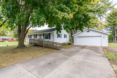 41617 N Illinois Street, House other with 3 bedrooms, 1 bathrooms and 2 parking in Zion IL | Image 1