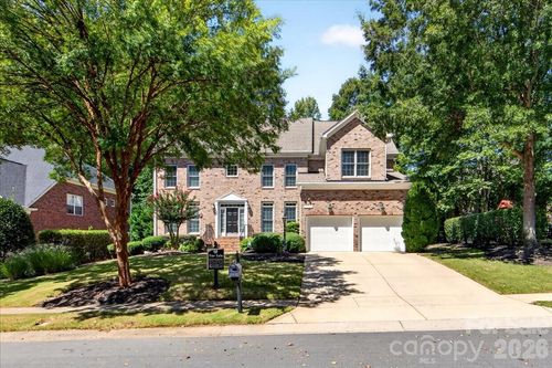 16725 Hammock Creek Pl, Charlotte, NC, 28278-8420 | Card Image