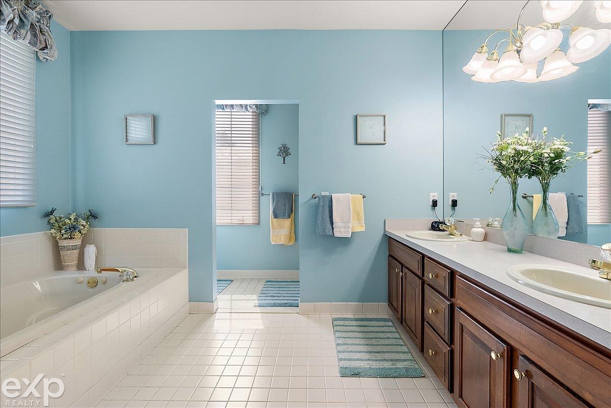 Residential in Shelby Charter Township 3