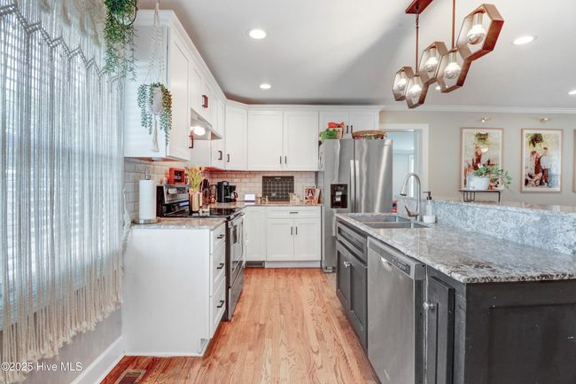 507 King Dr, House other with 3 bedrooms, 2 bathrooms and null parking in Goldsboro NC | Image 15