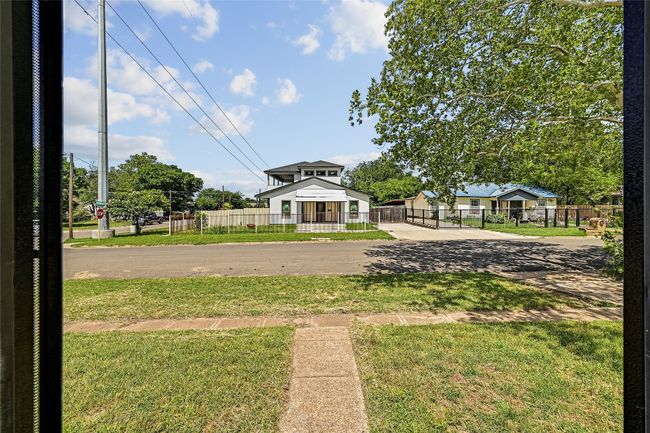 802 Cloud St, House other with 3 bedrooms, 1 bathrooms and 2 parking in Killeen TX | Image 28