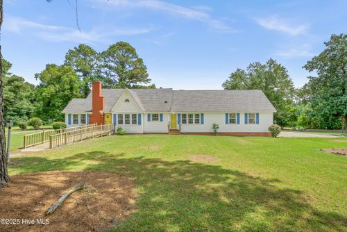 2411 S Nc 11 Hwy, Rose Hill, NC, 28458-8467 | Card Image