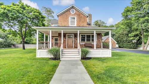 7 Halsey Ave, Southampton, NY, 11968-3456 | Card Image
