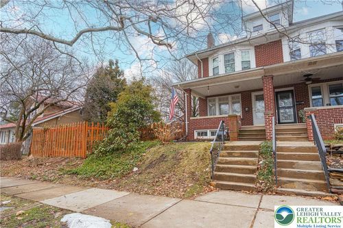 2041 W Highland St, ALLENTOWN, PA, 18104-3741 | Card Image