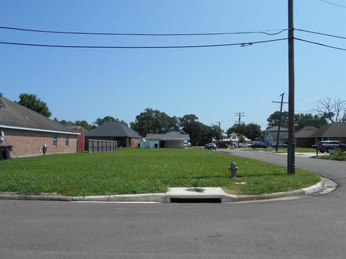 1804 N 21st, Nederland, TX, 77627 | Card Image