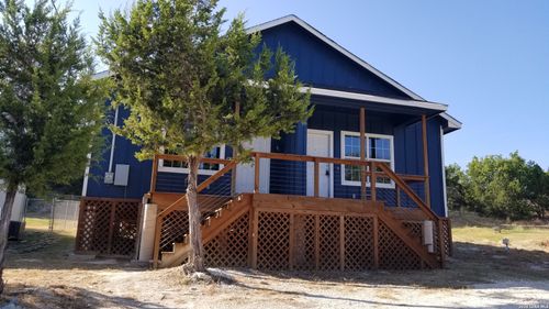 1063 Sleepy Holw, Spring Branch, TX, 78070-3853 | Card Image