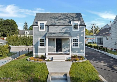 3 Milo St, Hudson, NY, 12534-2722 | Card Image