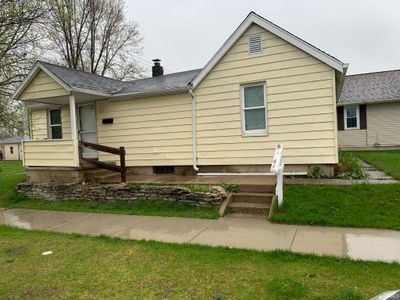 1422 Milburn Boulevard, House other with 3 bedrooms, 1 bathrooms and null parking in Mishawaka IN | Image 1