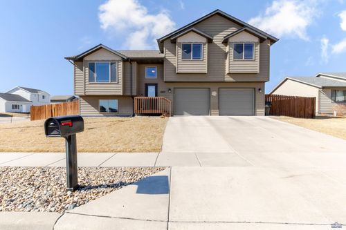 4907 Tupelo Dr, Rapid City, SD, 57701-7194 | Card Image