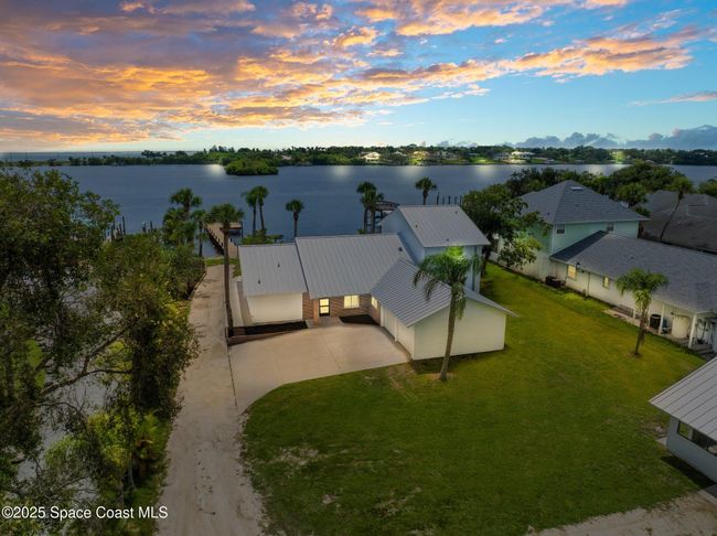 9670 Riverview Dr, House other with 4 bedrooms, 3 bathrooms and null parking in Sebastian FL | Image 78