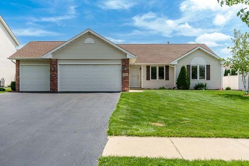 3047 Vaughndale Dr, Machesney Park, IL, 61115-7662 | Card Image