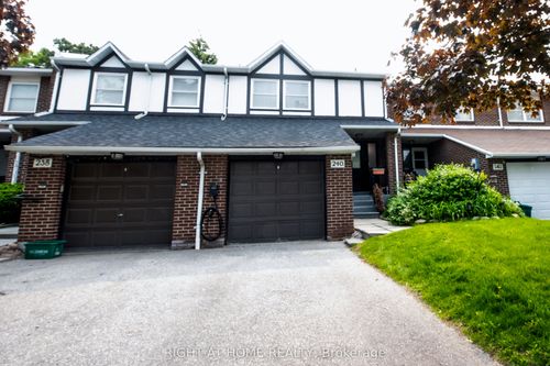 240 Simonston Blvd, Thornhill, ON, L3T4T5 | Card Image
