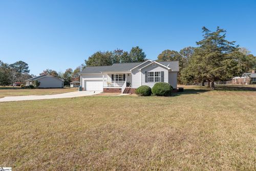 469 Old Georgia Rd, Pelzer, SC, 29669-9561 | Card Image