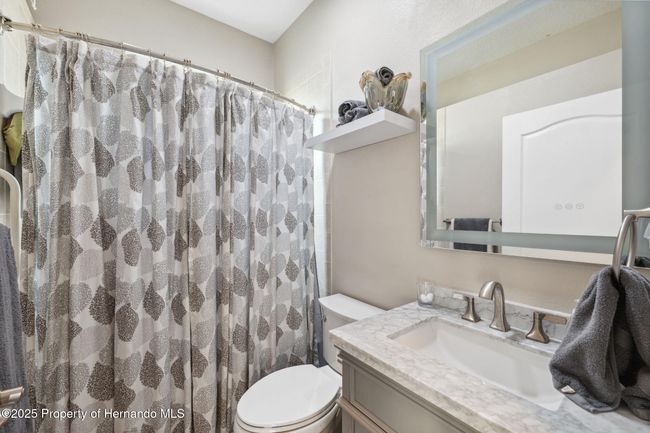 Bathroom 2 | Image 30
