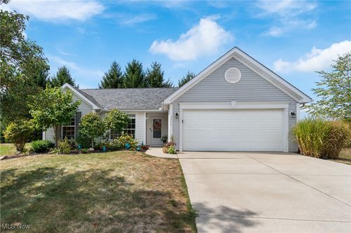3945 Arbor Creek Ave Nw, Canton, OH, 44718-2873 | Card Image