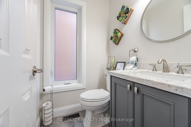 8 Sheardown Dr, House attached with 3 bedrooms, 3 bathrooms and 1 parking in Nobleton ON | Image 17
