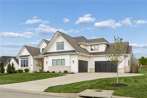 10711 W 173rd Ter, Overland Park, KS, 66221-7910 | Card Image