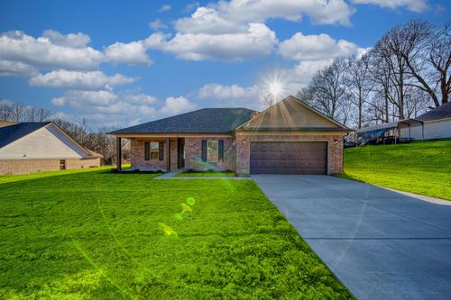 103 Stone Brook Cv, Ripley, TN, 38063-8070 | Card Image