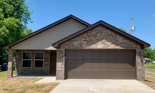 721 Curtis Sykes Dr, North Little Rock, AR, 72114-3604 | Card Image