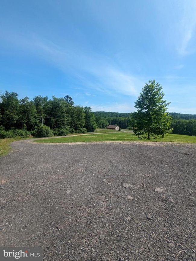 62 Vandermark Rd, House other with 3 bedrooms, 3 bathrooms and null parking in SHICKSHINNY PA | Image 73