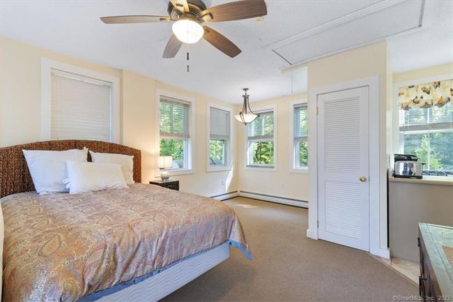 542 Shetucket Tpke, House other with 3 bedrooms, 3 bathrooms and null parking in Griswold CT | Image 31