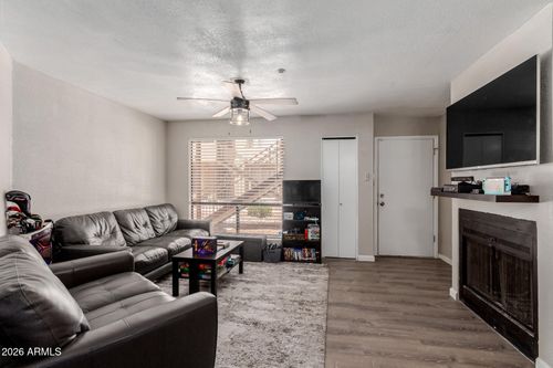 137-11640 N 51st Ave, Glendale, AZ, 85304-2815 | Card Image
