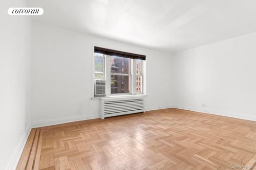 2c-124-16 84th Rd, Kew Gardens, NY, 11415-2226 | Card Image