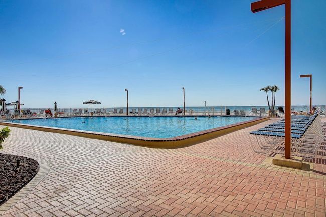 APT-13E - 17900 Gulf Blvd, Condo with 2 bedrooms, 2 bathrooms and null parking in REDINGTON SHORES FL | Image 15
