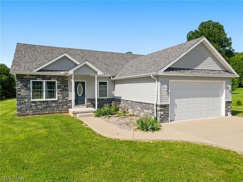 12180 Township Road 8 Ne, Crooksville, OH, 43731-6500 | Card Image