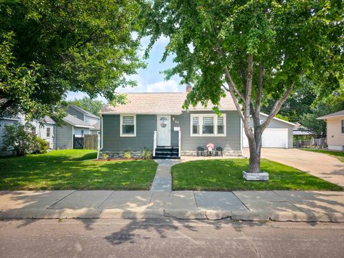 803 S 11th St, Norfolk, NE, 68701 | Card Image
