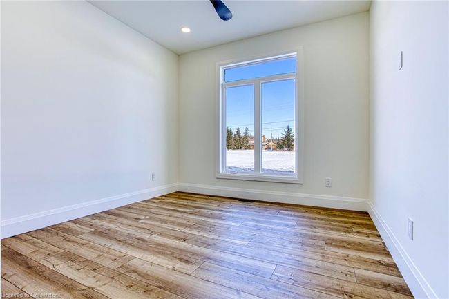 9392 Silver St, House other with 4 bedrooms, 4 bathrooms and 19 parking in Caistor Centre ON | Image 35