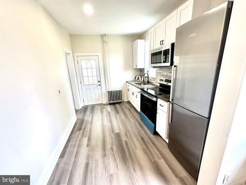 apt-2nd-535 Walnut St, LANSDALE, PA, 19446-2478 | Card Image