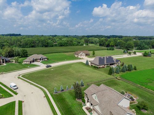 132 Wolf Crossing Dr, Morton, IL, 61550-7801 | Card Image