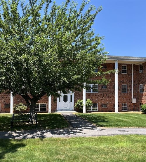 apt-b4-89 Pleasant St, Medfield, MA, 02052-2626 | Card Image