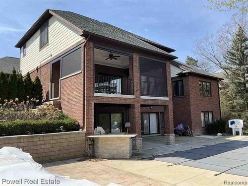 1968 Maplewood Ave, Bloomfield Hills, MI, 48302-0209 | Card Image