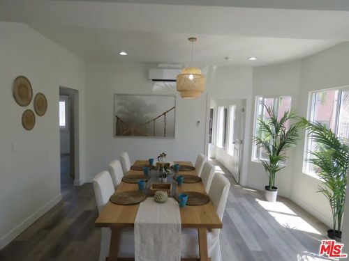 1587 W 35th Pl, Los Angeles, CA, 90007 | Card Image