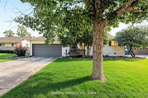 3027 S Joplin Ave, Tulsa, OK, 74114-6433 | Card Image