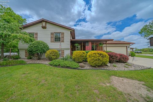 1990 County Road 62, Gibsonburg, OH, 43431-9744 | Card Image
